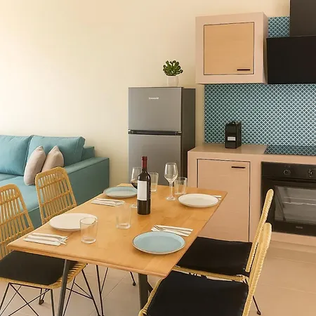 Mediteranno Breeze Apartamento *
